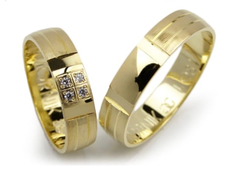 Przejdź do produktu Obrączki ślubne z żółtego złota półokrągłe z cyrkoniami 5mm Lux L087