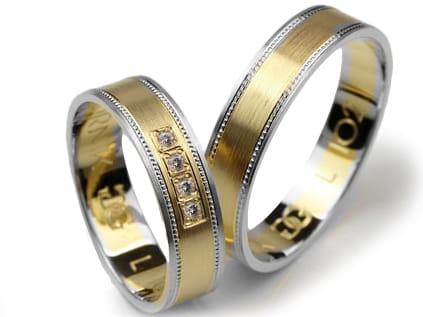 Przejdź do produktu Dwukolorowe obrączki ślubne płaskie z cyrkoniami 5mm Lux L102
