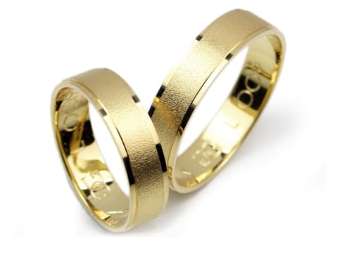 Obrączki ślubne z żółtego złota 333 płaskie 5mm Lovely L009-333
