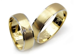 Obrączki ślubne z żółtego i rodowanego złota 333 półokrągłe z cyrkoniami 6mm Lovely L010-333