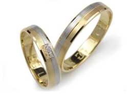 Obrączki ślubne z żółtego i rodowanego złota 333 płaskie z cyrkoniami 4mm Lovely L028-333