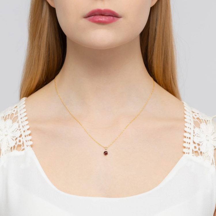 Zawieszka z żółtego złota 585 z granatem i diamentem 0,015ct The Diamonds