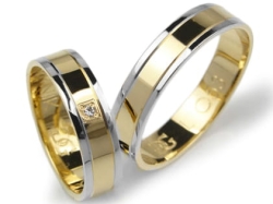 Obrączki ślubne z żółtego z rodowaniem złota 333 płaskie z cyrkonią 5mm Lovely L053-333