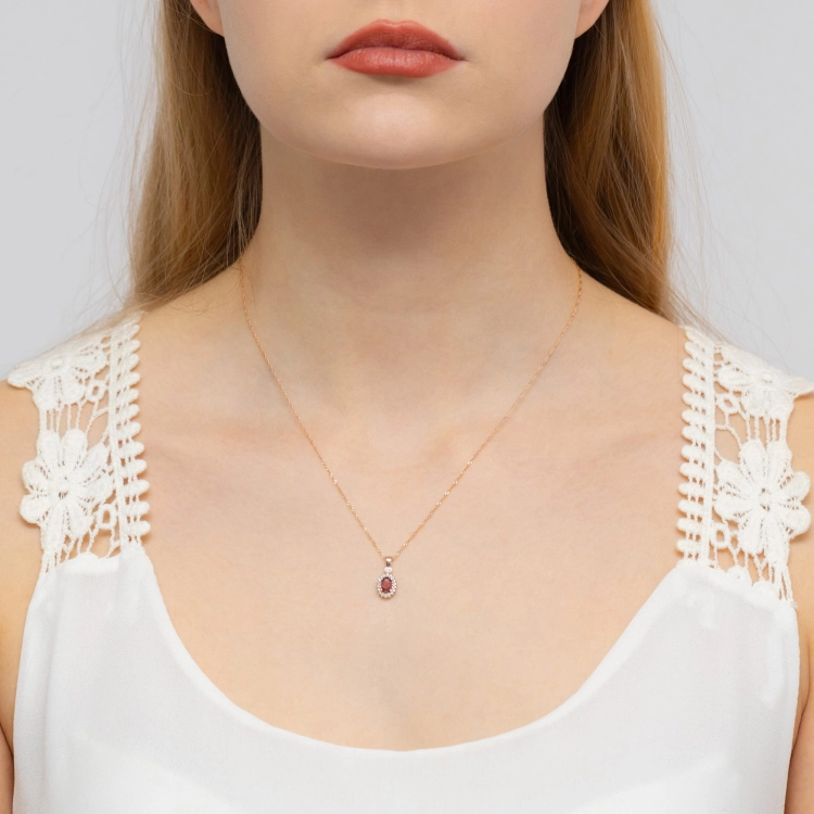 Zawieszka z różowego złota 585 z granatem i diamentami 0,095ct The Diamonds