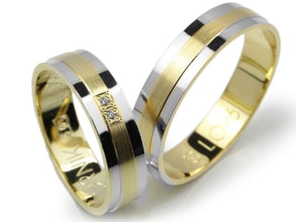 Obrączki ślubne z żółtego z rodowaniem złota 333 płaskie z cyrkoniami 5mm Lovely L096-333