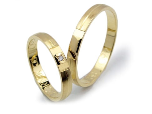 Obrączki ślubne z żółtego złota 333 półokrągłe z cyrkonią 3mm Lovely L099-333