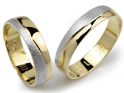 Obrączki ślubne z żółtego i rodowanego złota 333 półokrągłe 5mm Lovely  L108-333