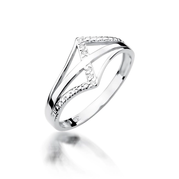 Pierścionek zaręczynowy z białego złota z brylantami 0,03ct Fire Of Love