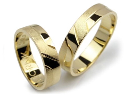 Przejdź do produktu Obrączki ślubne z żółtego złota 333 płaskie 5mm Lux L116