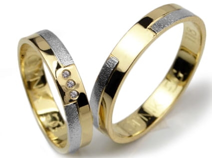 Obrączki ślubne z żółtego z rodowaniem złota 333 płaskie z cyrkoniami 4mm Lovely L118-333