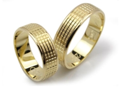 Obrączki ślubne z żółtego złota 333 płaskie 6mm Lovely L120-333