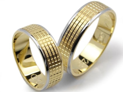 Obrączki ślubne z żółtego i rodowanego złota 333 płaskie 6mm Lovely L120-333