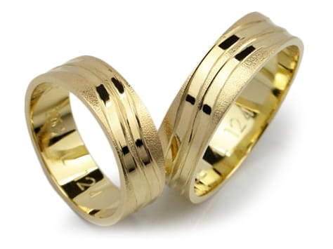 Obrączki ślubne z żółtego złota 333 płaskie 6mm Lovely L124-333