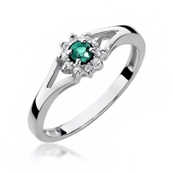Pierścionek zaręczynowy z białego złota z szmaragdem i diamentami 0,09ct Fire Of Love