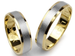 Obrączki ślubne z żółtego i rodowanego złota 333 półokrągłe 5mm Lovely L153-333