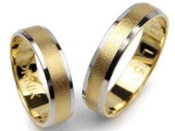 Obrączki ślubne z żółtego i rodowanego złota 333 półokrągłe 5mm Lovely L153-333