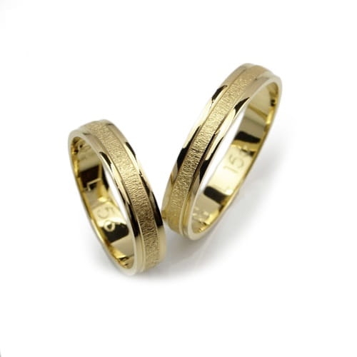 Obrączki ślubne z żółtego złota 333 płaskie 4mm Lovely L156-333