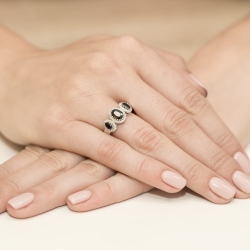 Pierścionek zaręczynowy z żółtego złota z szafirami i brylantami 0,24ct Fire Of Love