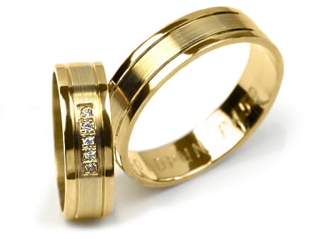 Obrączki ślubne z żółtego złota płaskie z cyrkoniami 6mm Premium P-459