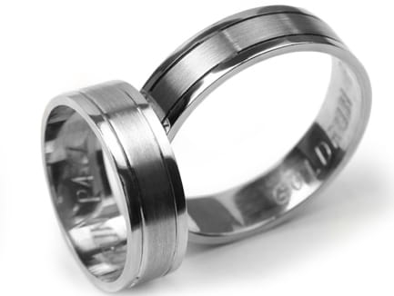 Przejdź do produktu Obrączki ślubne z białego złota płaskie 6mm Premium