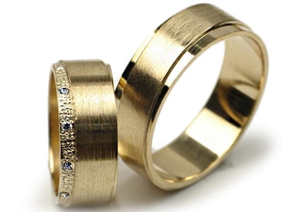 Obrączki ślubne z żółtego złota płaskie z cyrkoniami 7mm Premium P-480