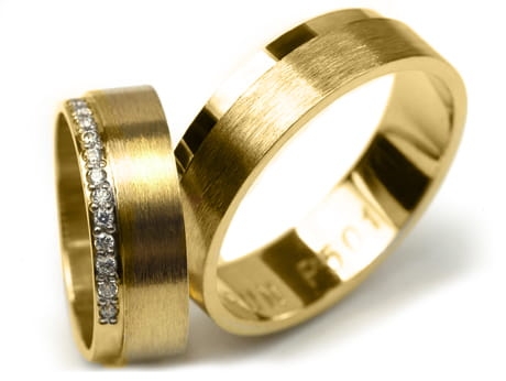 Obrączki ślubne z żółtego złota płaskie z cyrkoniami 6mm Premium P-501