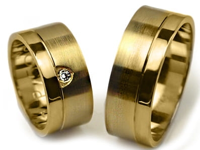 Przejdź do produktu Obrączki ślubne z żółtego złota płaskie z cyrkonią 8mm Premium 