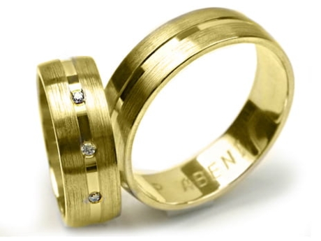 Przejdź do produktu Obrączki ślubne z żółtego złota półokrągłe z cyrkoniami 6mm Premium