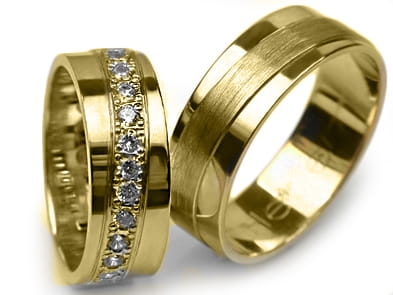 Przejdź do produktu Obrączki ślubne z żółtego złota płaskie z cyrkoniami 7mm Premium