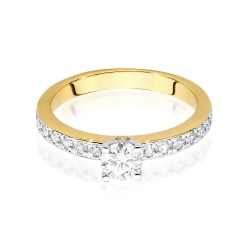 Pierścionek zaręczynowy z żółtego złota z centralnym diamentem 0,50ct Fire Of Love