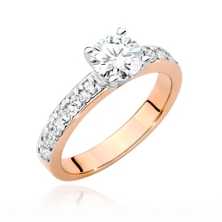 Pierścionek zaręczynowy z różowego złota z centralnym diamentem 0,70ct Fire Of Love