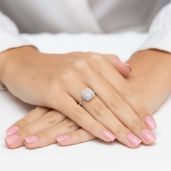 Pierścionek zaręczynowy z białego złota z diamentami 0,28ct Fire Of Love