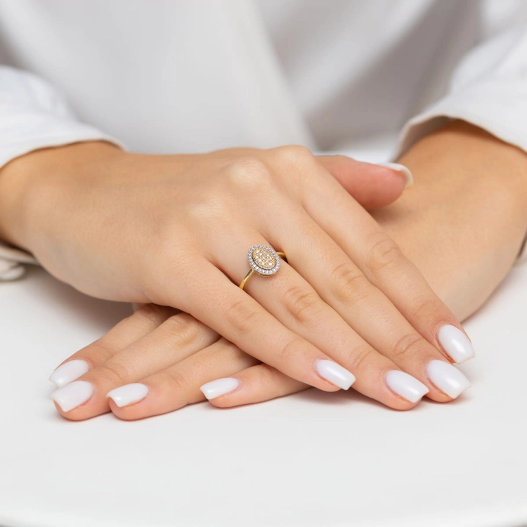 Pierścionek zaręczynowy z żółtego złota z diamentami 0,20ct Fire Of Love