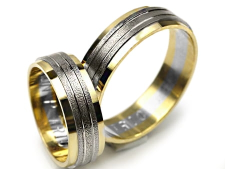 Przejdź do produktu Obrączki ślubne dwukolorowe płaskie 6mm Premium