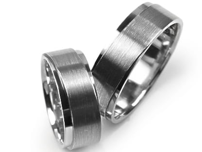 Obrączki ślubne z białego złota płaskie 7mm Premium P-450-b