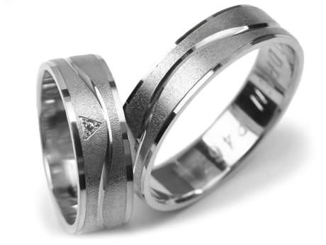 Przejdź do produktu Obrączki ślubne z białego złota płaskie z cyrkonią 6mm Premium 