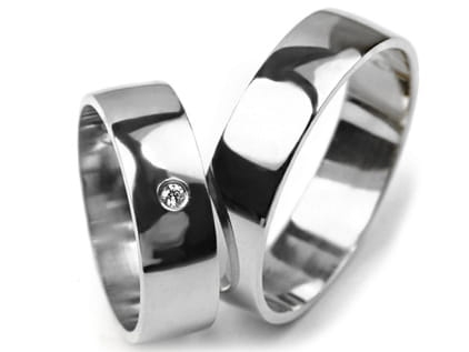 Przejdź do produktu Obrączki ślubne z białego złota półokrągłe z cyrkonią 6mm Premium