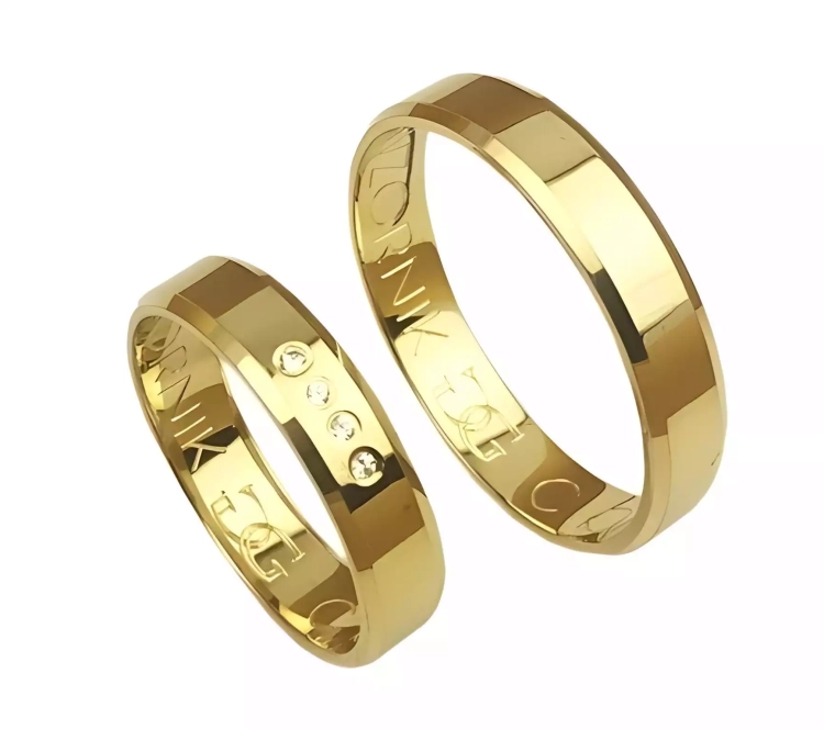 Obrączki ślubne fazowane z żółtego złota 4,5mm Casual