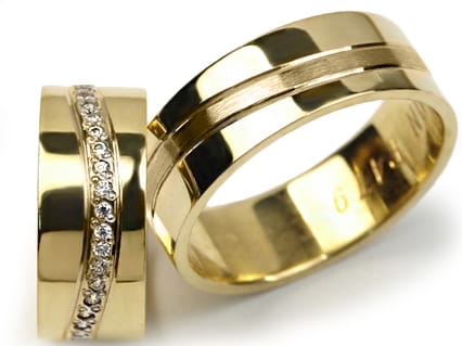 Przejdź do produktu Obrączki ślubne z żółtego złota płaskie z cyrkoniami 8mm Premium 