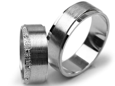 Obrączki ślubne z białego złota płaskie z cyrkoniami 7mm Premium P-480-b