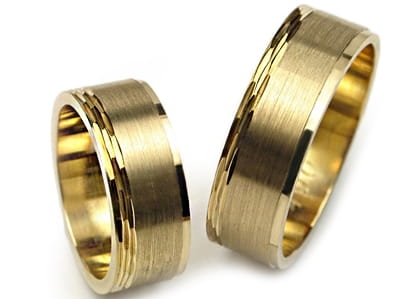 Przejdź do produktu Obrączki ślubne z żółtego złota płaskie 7mm Premium 