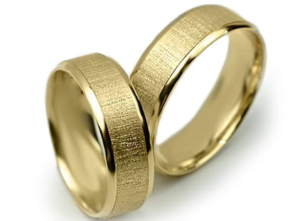 Przejdź do produktu Obrączki ślubne z żółtego złota płaskie 6mm Premium
