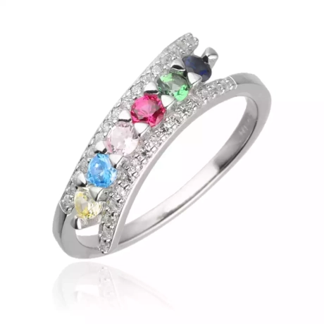 Przejdź do produktu Pierścionek srebrny z kolorowymi kamieniami na środku i białymi po bokach