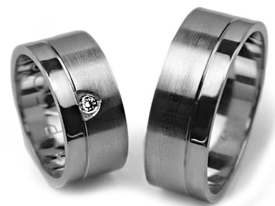 Obrączki ślubne z białego złota płaskie z cyrkonią 8mm Premium P-508-b