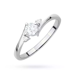 Pierścionek z białego złota, diament laboratoryjny centralny 0,25ct
