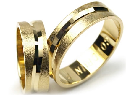 Przejdź do produktu Obrączki ślubne z żółtego złota płaskie 6mm Premium