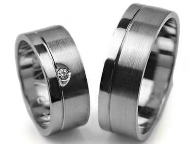 Obrączki ślubne z białego złota płaskie z cyrkonią 7mm Premium P-AMIGO-b