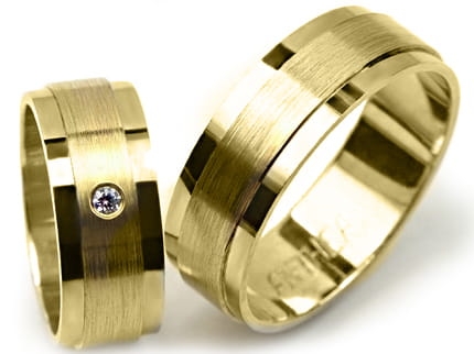 Obrączki ślubne z żółtego złota płaskie z cyrkonią 7mm Premium  P-ANTHEA