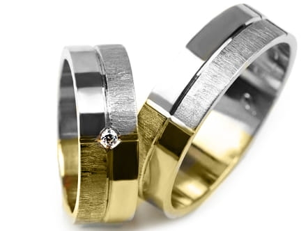 Przejdź do produktu Obrączki ślubne dwukolorowe płaskie z cyrkonią 6mm Premium