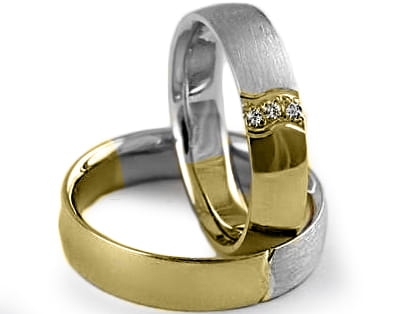 Przejdź do produktu Dwukolorowe obrączki ślubne półokrągłe z cyrkoniami 5mm Premium 